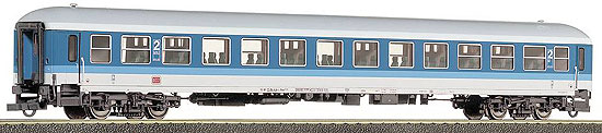 Passenger car 2nd class in &quot;InterRegio&quot; livery<br /><a href='images/pictures/Roco/45137.jpg' target='_blank'>Full size image</a>